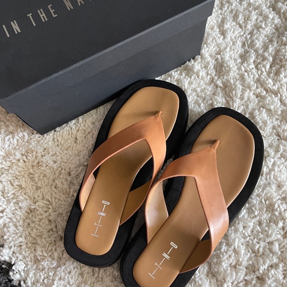 I-T-N-O ( In The Name Of ) Brandy Sandal BNIB - Picture 3 of 4